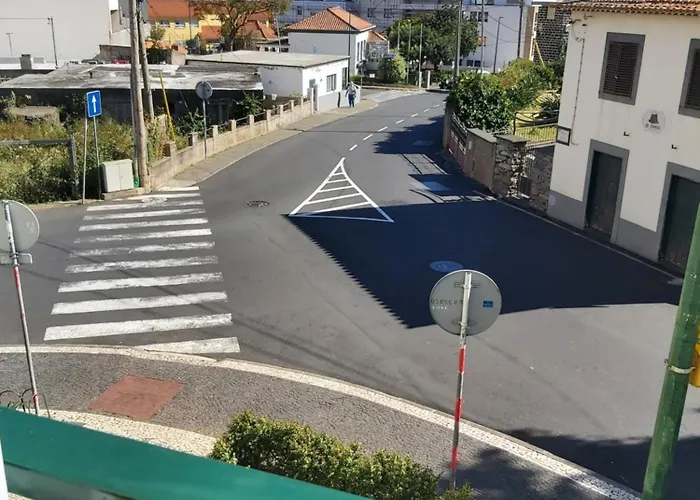 Madeira Holidays Lägenhet *